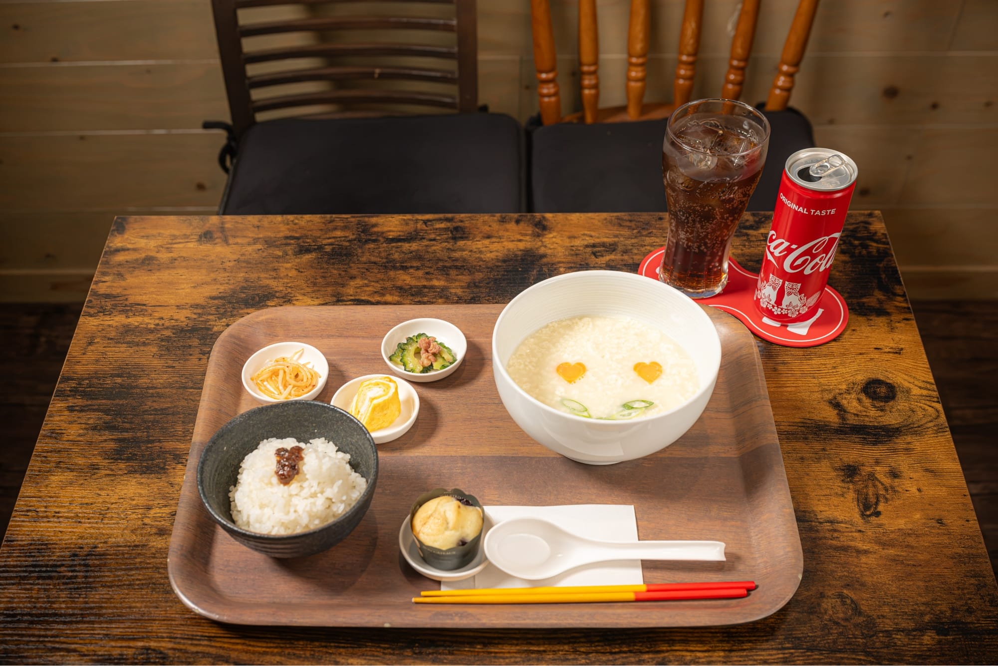 写真：とまり食堂